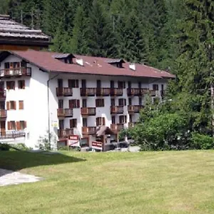 https://casa-alpina-santapollinare.hotelinveneto.com