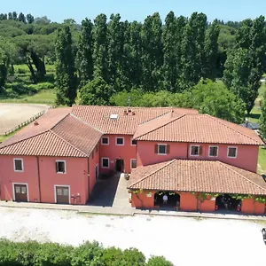 https://la-sterpaia-pisa.it-tuscanyhotel.com
